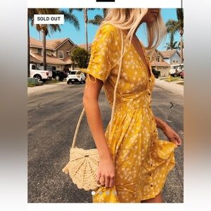 Billabong straw purse